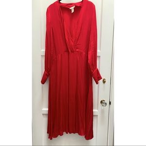 H&M Red Animal Jacquard Dress